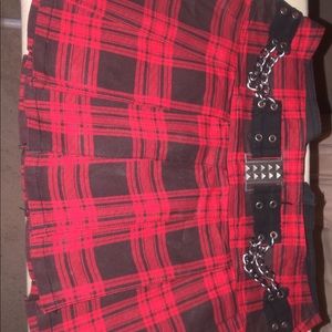 Perfect condition trip skirt with pleads